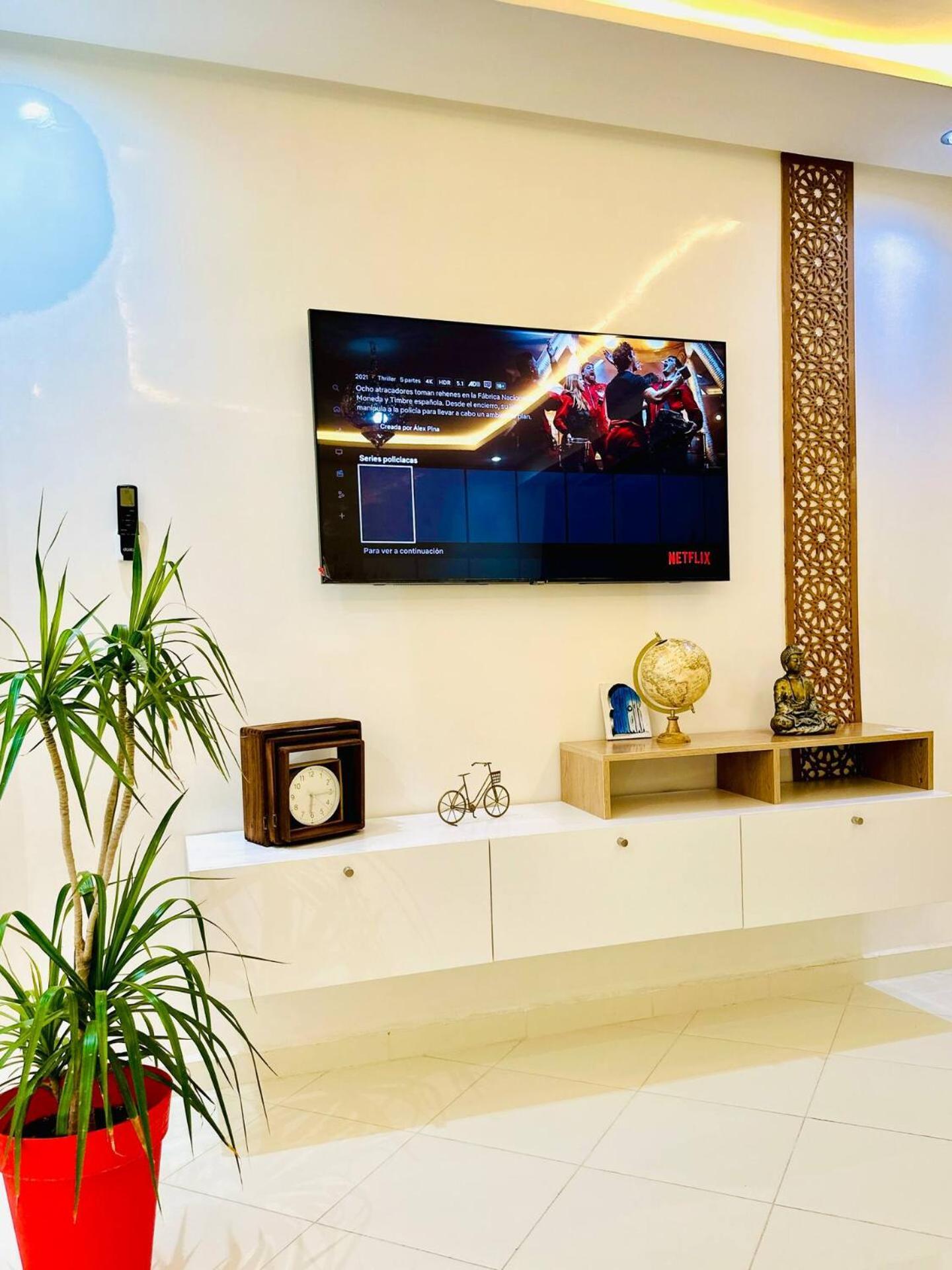 F3 De Luxe A Gueliz - 5 Min De La Gare - Piscine, Wifi, Parking Au Coeur De Marrakech Appartement Marrakesh